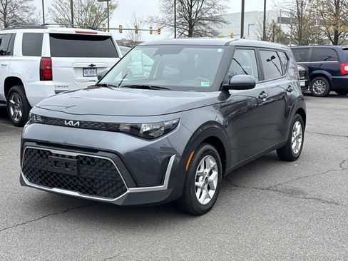 Used 2024 Kia Soul LX w/ Option Group 015 image 5