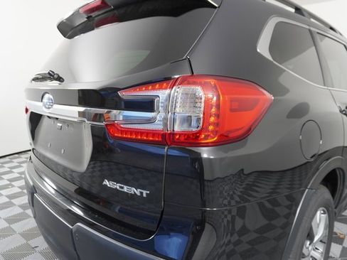 Used 2024 Subaru Ascent Premium w/ Convenience Package image 13