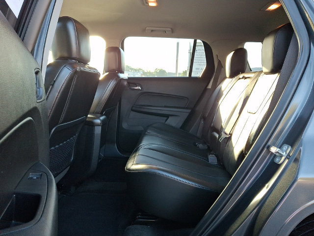 Used 2017 GMC Terrain SLT AWD/4WD image 13