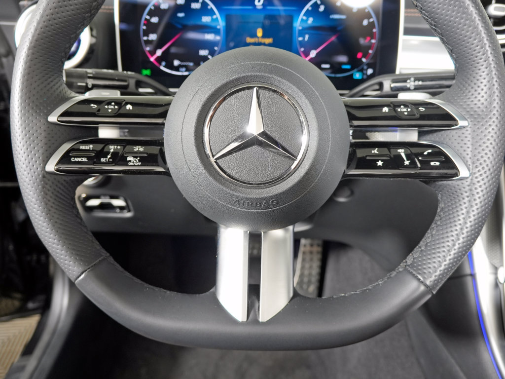 Certified 2024 Mercedes-Benz CLE 300 4MATIC Cabriolet image 24