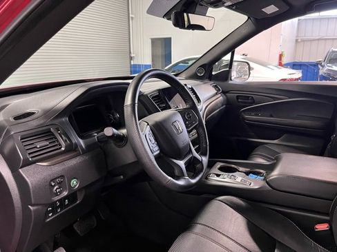 Used 2024 Honda Passport TrailSport image 22