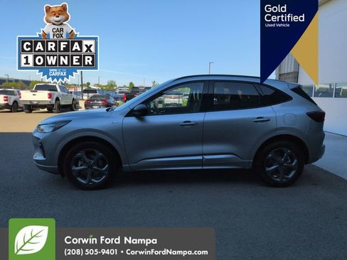 Certified 2023 Ford Escape ST-Line AWD/4WD image 8