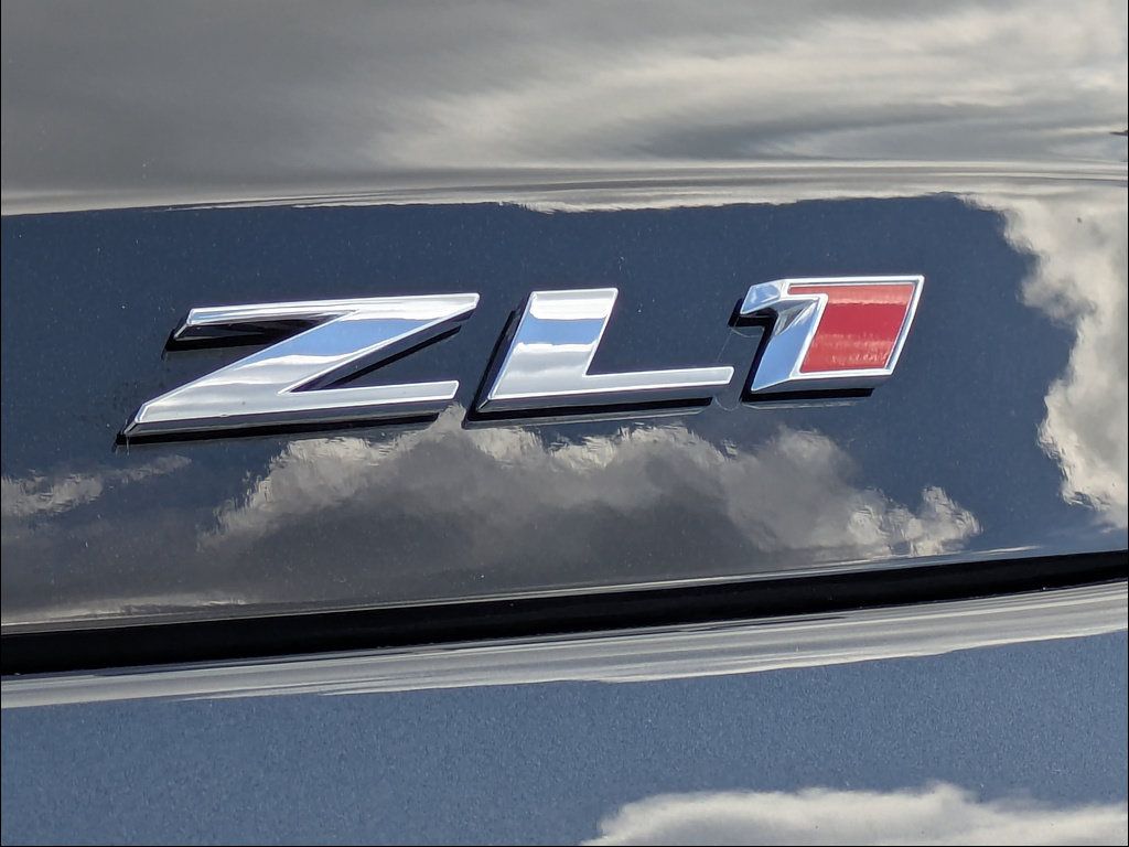 Used 2020 Chevrolet Camaro ZL1 RWD image 12