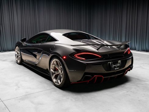 Used 2017 McLaren 570S Coupe RWD image 36