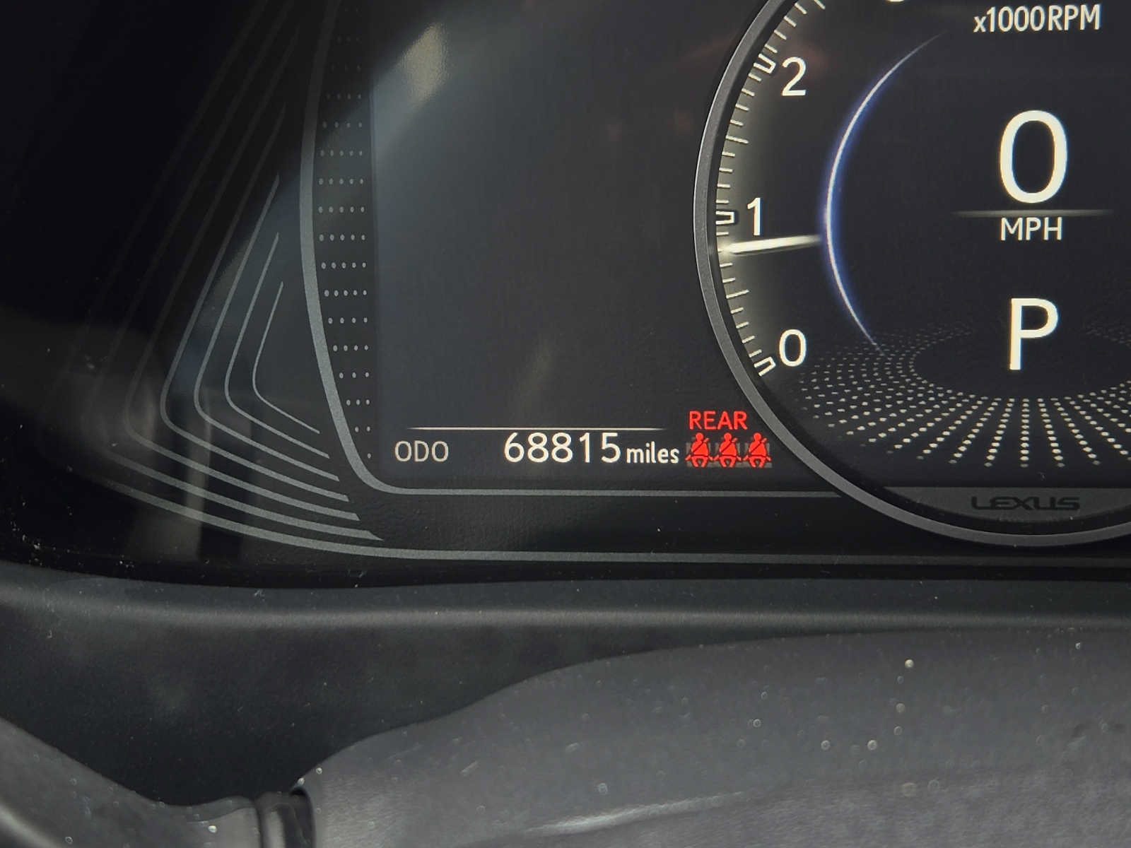 Used 2019 Lexus UX 200 FWD image 18