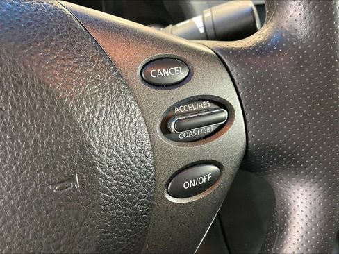 Used 2011 Nissan Altima 2.5 S FWD image 11
