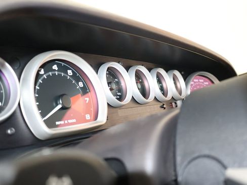 Used 2005 Ford GT image 23