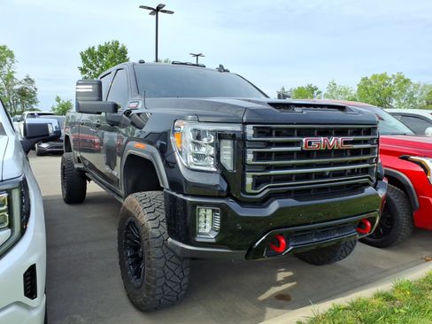 Used 2023 GMC Sierra 2500 AT4 w/ AT4 Premium Plus Package AWD/4WD image 1