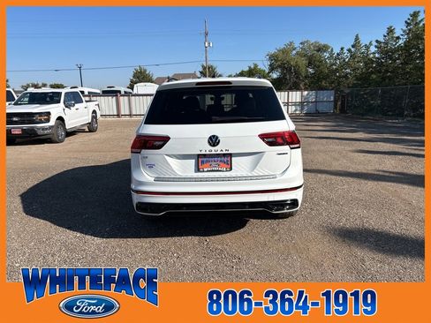 Used 2022 Volkswagen Tiguan SE R-Line image 5