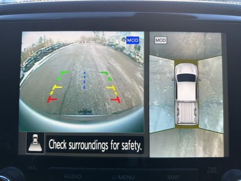 Used 2023 Nissan Titan Platinum Reserve w/ Moonroof Package image 22