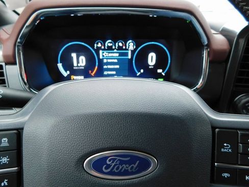 Used 2023 Ford F150 Lariat image 33