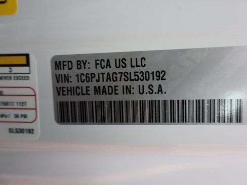 New 2025 Jeep Gladiator Sport image 46