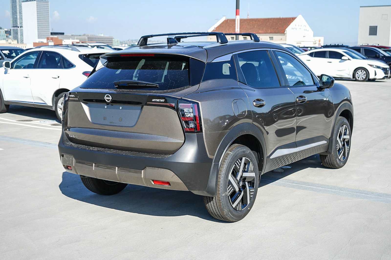 New 2027 Nissan Kicks SV FWD image 8
