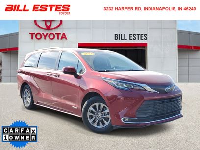 Used 2021 Toyota Sienna XLE