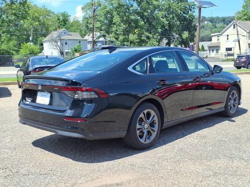 Used 2023 Honda Accord EX image 6