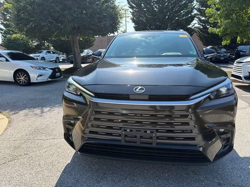 Used 2025 Lexus TX 350 AWD w/ Technology Package image 4