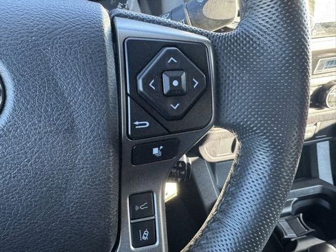 Used 2022 Toyota Tacoma SR5 w/ Trail Edition image 26