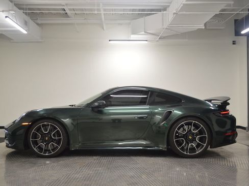 Certified 2025 Porsche 911 Turbo AWD/4WD image 2