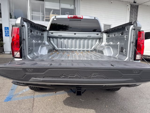 Used 2025 Chevrolet Colorado Trail Boss AWD/4WD image 23