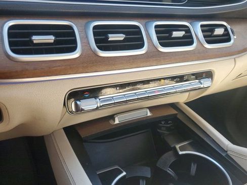 Used 2022 Mercedes-Benz GLE 350 w/ Premium Package image 27