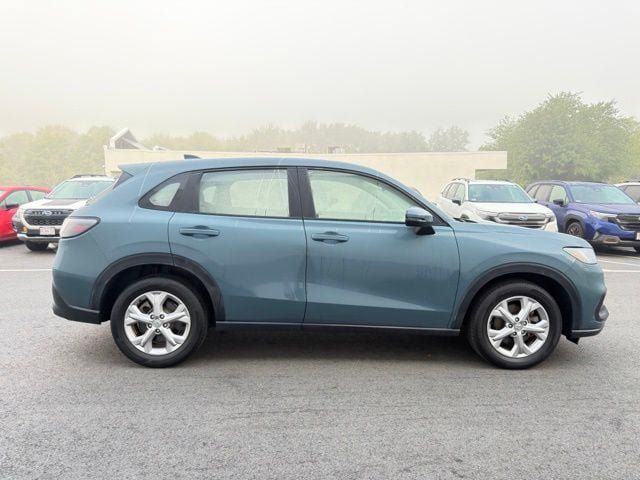 Used 2024 Honda HR-V LX image 5