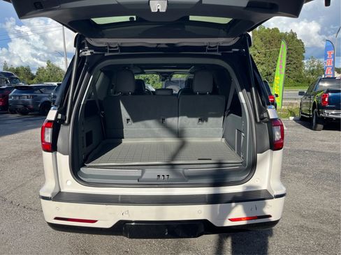 Used 2019 Lincoln Navigator L Reserve AWD/4WD image 15