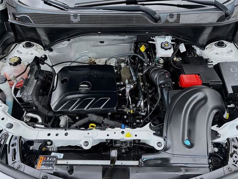 Used 2024 Buick Encore GX Sport Touring w/ Comfort Package image 31