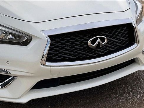 Used 2018 INFINITI Q50 Luxe w/ Essential Package (3.0T Luxe) image 26