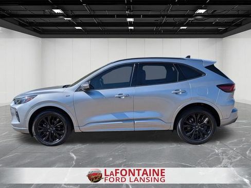 Certified 2024 Ford Escape ST-Line Elite w/ Premium Technology Package AWD/4WD image 2