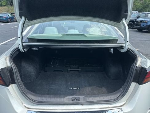 Used 2023 Nissan Altima 2.5 SV AWD/4WD image 22