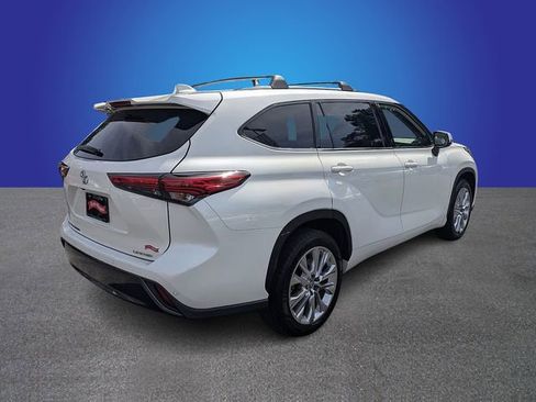 Used 2020 Toyota Highlander Limited FWD image 5