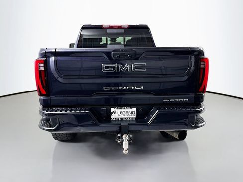 Used 2024 GMC Sierra 2500 Denali Ultimate AWD/4WD image 6
