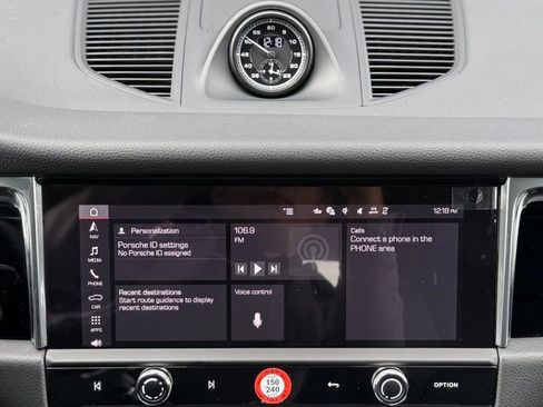 New 2026 Porsche Macan S image 25