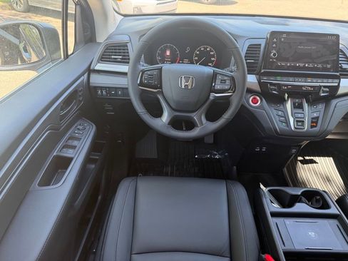 New 2026 Honda Odyssey EX-L image 10