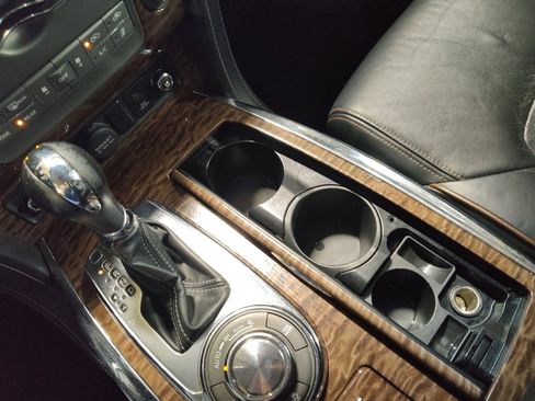 Used 2017 Nissan Armada Platinum w/ Captain Seat Package image 26