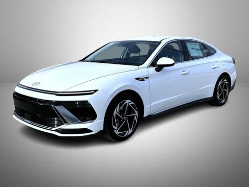 New 2026 Hyundai Sonata SEL image 1