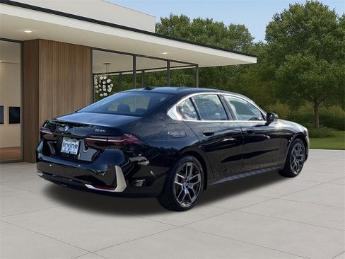 New 2026 BMW 530i w/ Premium Package image 9