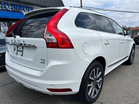 Used 2017 Volvo XC60 T6 Dynamic w/ Preferred Option Package image 4