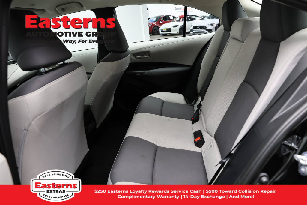 Used 2026 Toyota Corolla LE FWD image 21