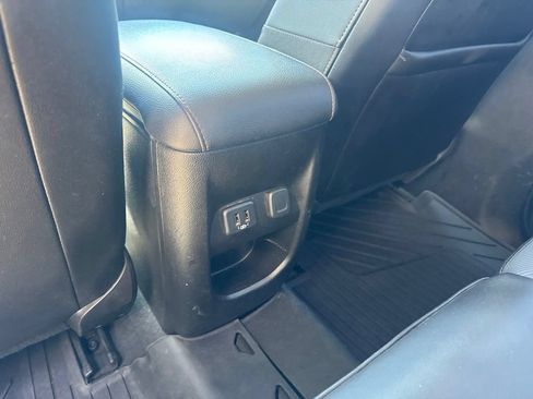 Used 2022 GMC Canyon AT4 AWD/4WD image 37