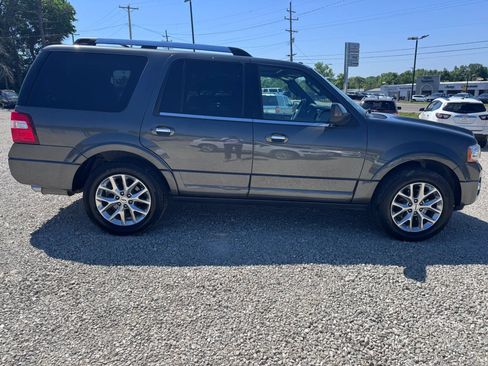 Used 2016 Ford Expedition Limited w/ Equipment Group 301A AWD/4WD image 7