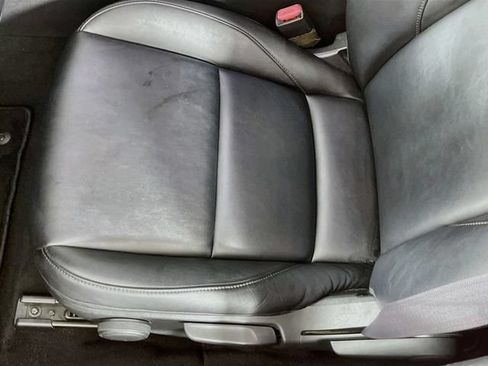 Used 2019 MAZDA MAZDA3 Hatchback FWD image 19