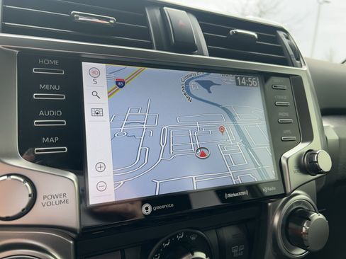 Used 2022 Toyota 4Runner SR5 Premium image 12