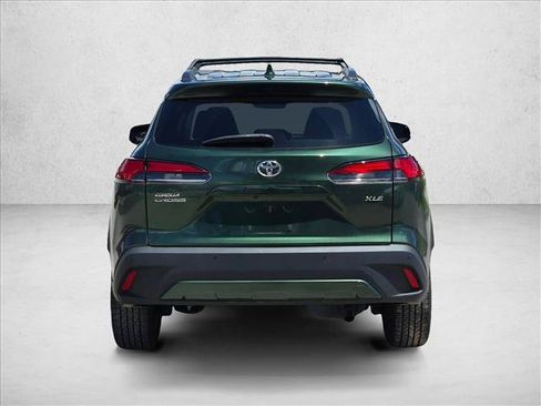 Used 2023 Toyota Corolla Cross XLE FWD image 6