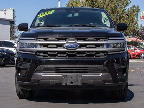 Used 2024 Ford Expedition Max XLT image 2