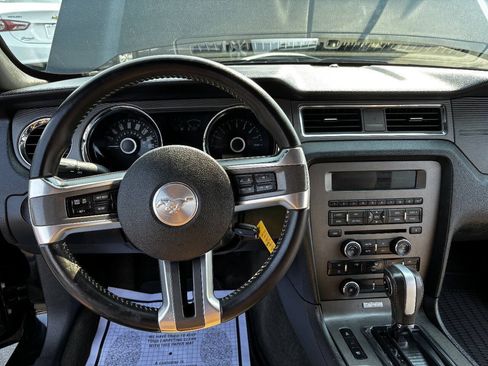 Used 2014 Ford Mustang Convertible w/ Equipment Group 102A RWD image 17
