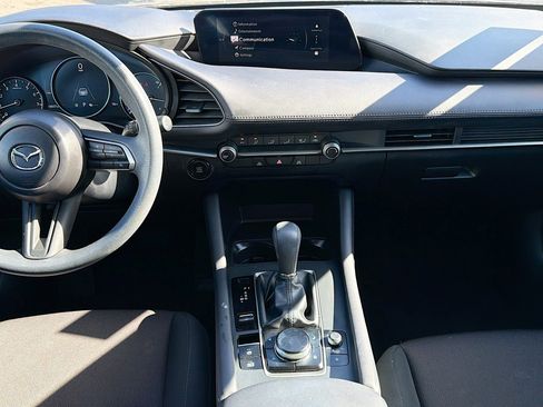 Used 2024 MAZDA MAZDA3 s image 18