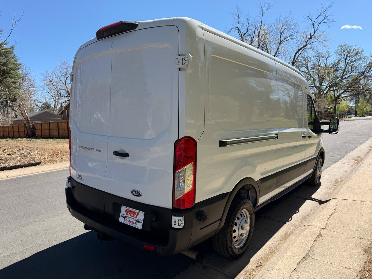 Used 2024 Ford Transit 250 148 Medium Roof Extended AWD image 5