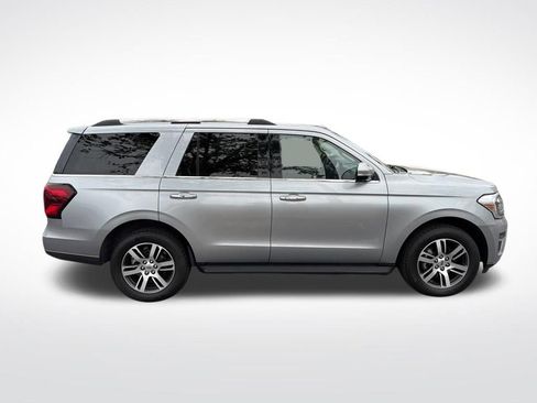 Used 2024 Ford Expedition Limited RWD image 4