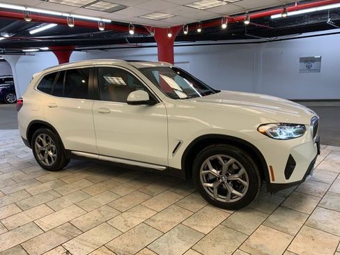 Used 2022 BMW X3 xDrive30i w/ Convenience Package w/ZPA AWD/4WD image 9